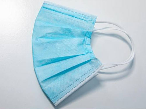 How disposable surgical mask anti-dust